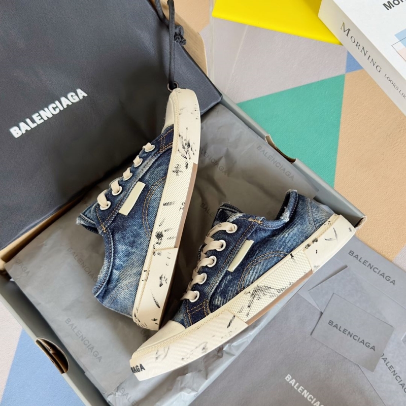 Balenciaga Low Shoes